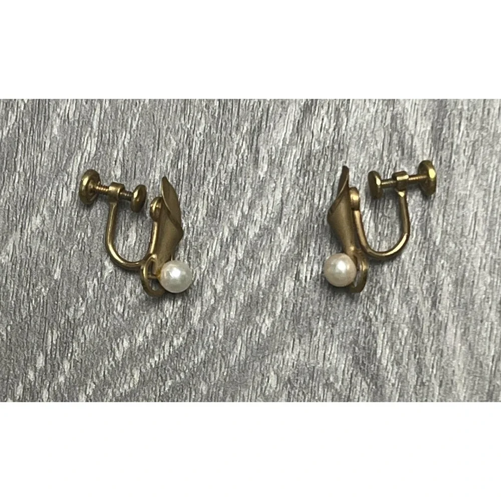 Vintage DCE Curtis 14k GF Leaf Screwback‎ Earrings Simulated Pearl Mid Century